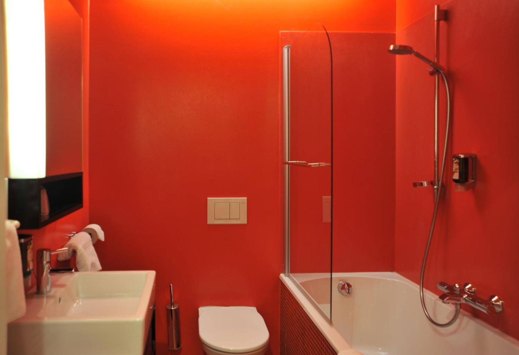 Deluxe Single Room,1556106565:JPEG